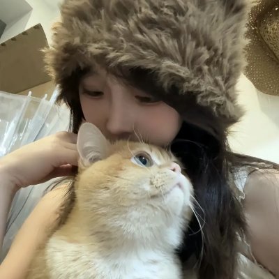 皇帝不在的八月