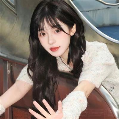 泄露春光
